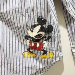 DISNEY STORE Men’s Blue White Stripe Mickey Mouse Graphic Print Shirt Medium